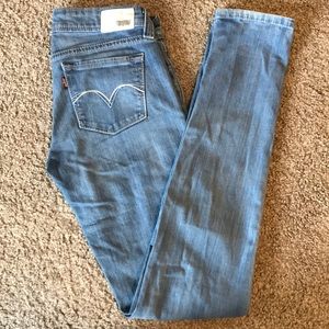 Levi’s low rise skinny jeans